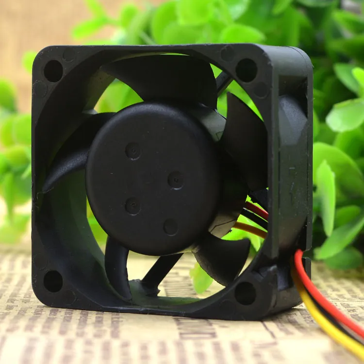 Delta AFB0512VHD 12V 0.24A 5cm double ball server fan Delta AFB0512VHD 12V 0.24A 5cm double ball server fan