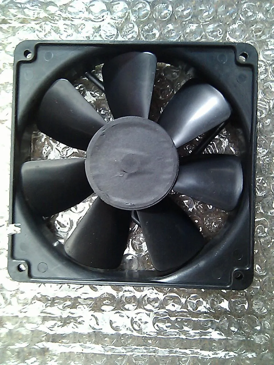 NMB 4710NL-07W-B69 48V 0.2A server inverter cooling fan NMB 4710NL-07W-B69 48V 0.2A server inverter cooling fan