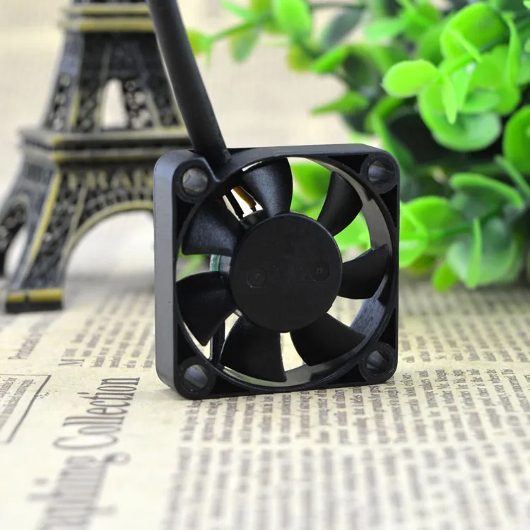 ADDA AD0405HB-G72 5V 0.25A Bearing double ball cooling fan ADDA AD0405HB-G72 5V 0.25A Bearing double ball cooling fan