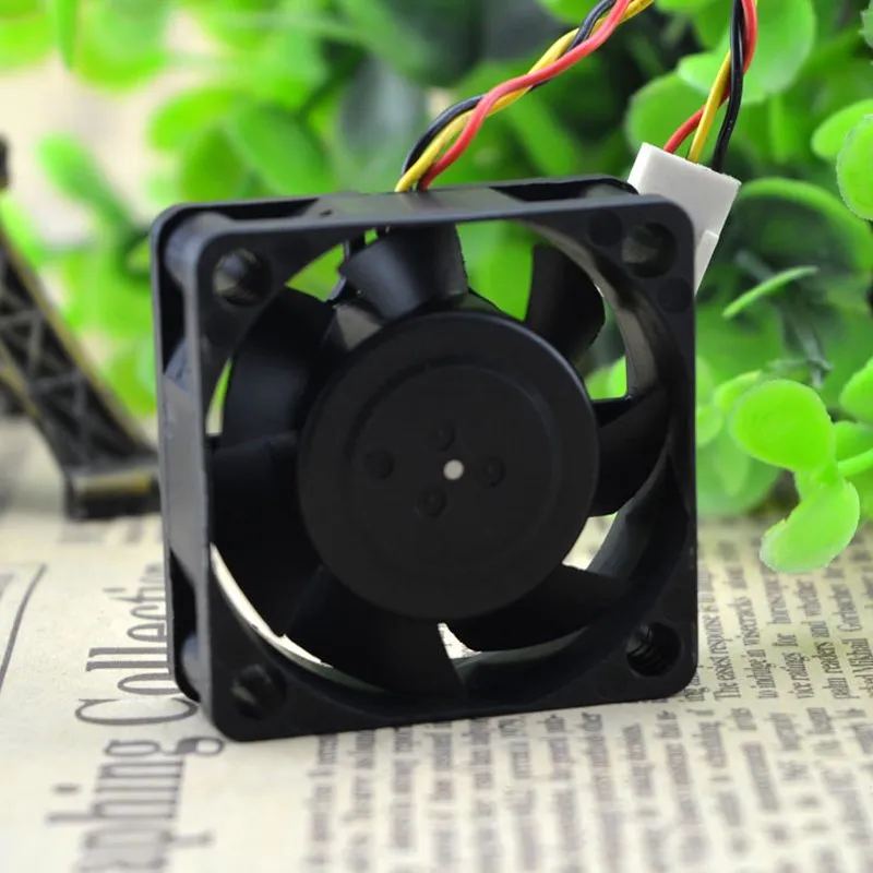 Nidec D04R-12TH DC12V 0.15A 4cm hydraulic cooling fan Nidec D04R-12TH DC12V 0.15A 4cm hydraulic cooling fan